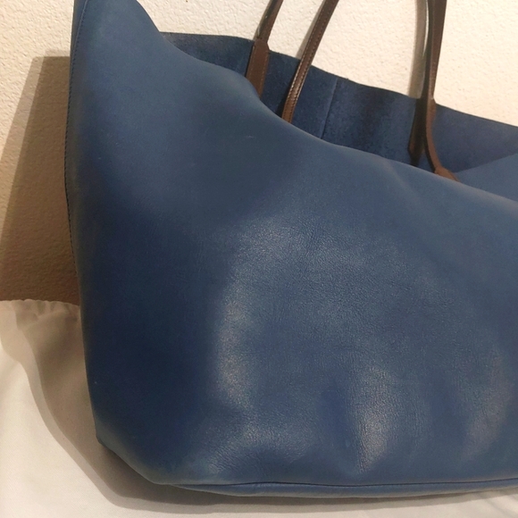 Givenchy Antigone Shopper tote with pouch - Picture 6 of 16